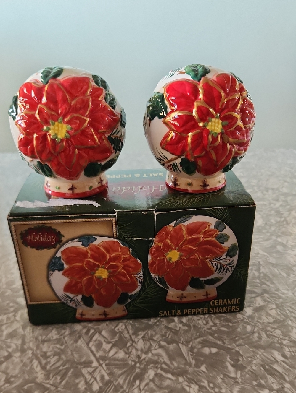 Ceramic Poinsettia Salt & Pepper Shaker Set - Red and Green